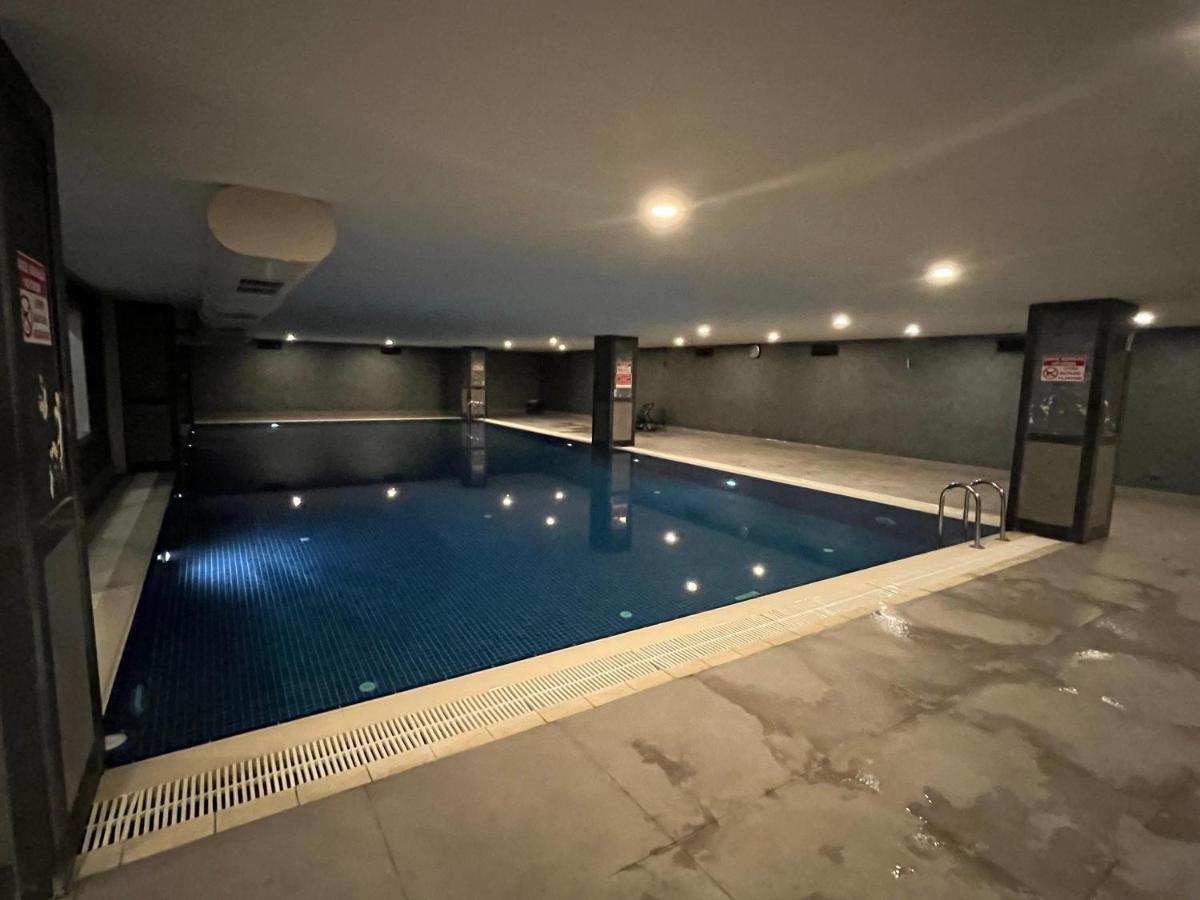 Daire Centrally Located 1+1 In Kadıköy İstanbul